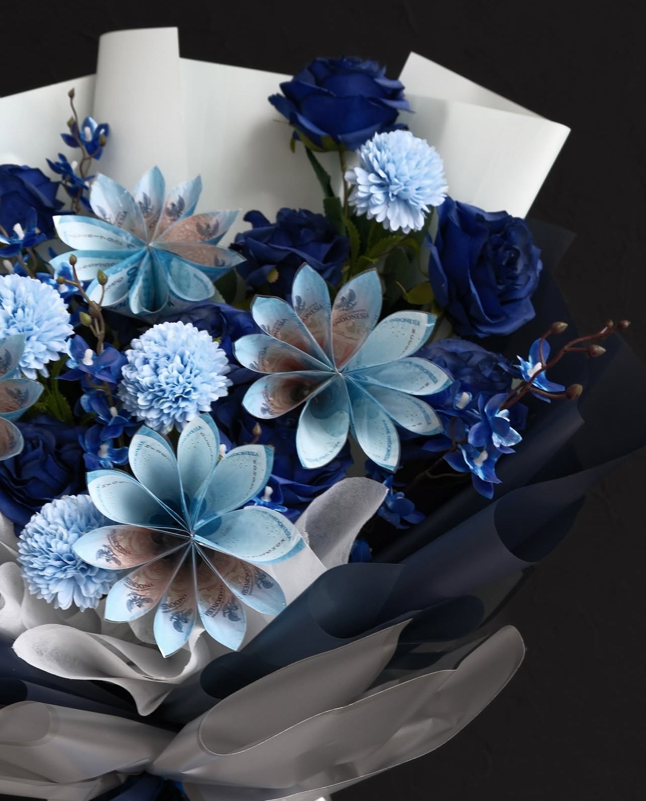 Money Flower Bouquet - The Marigold
