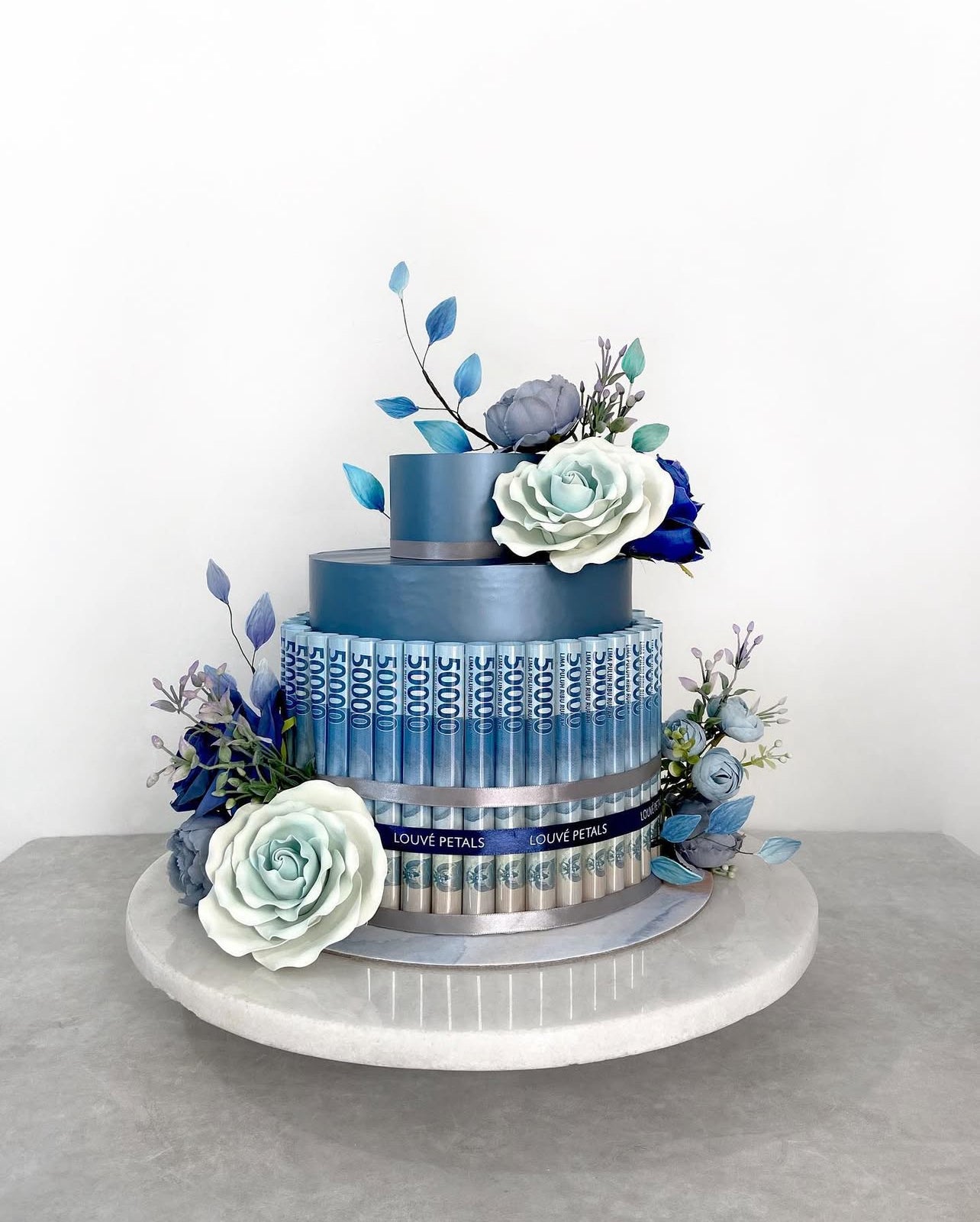 Single Tier Money Cake - Floral Decor (20 cm)