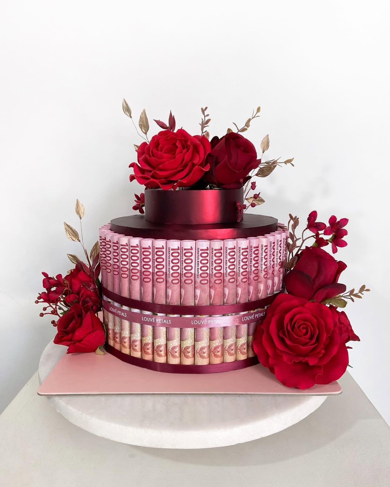 Single Tier Money Cake - Floral Decor (25cm)